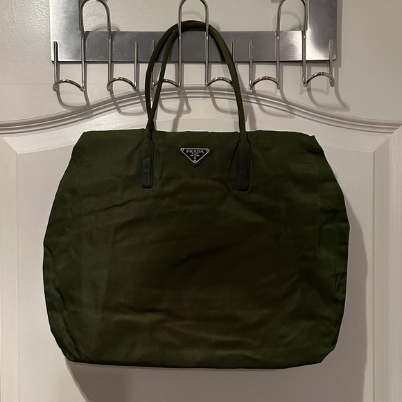 Prada Olive Green hand bag - Picture 1 of 4